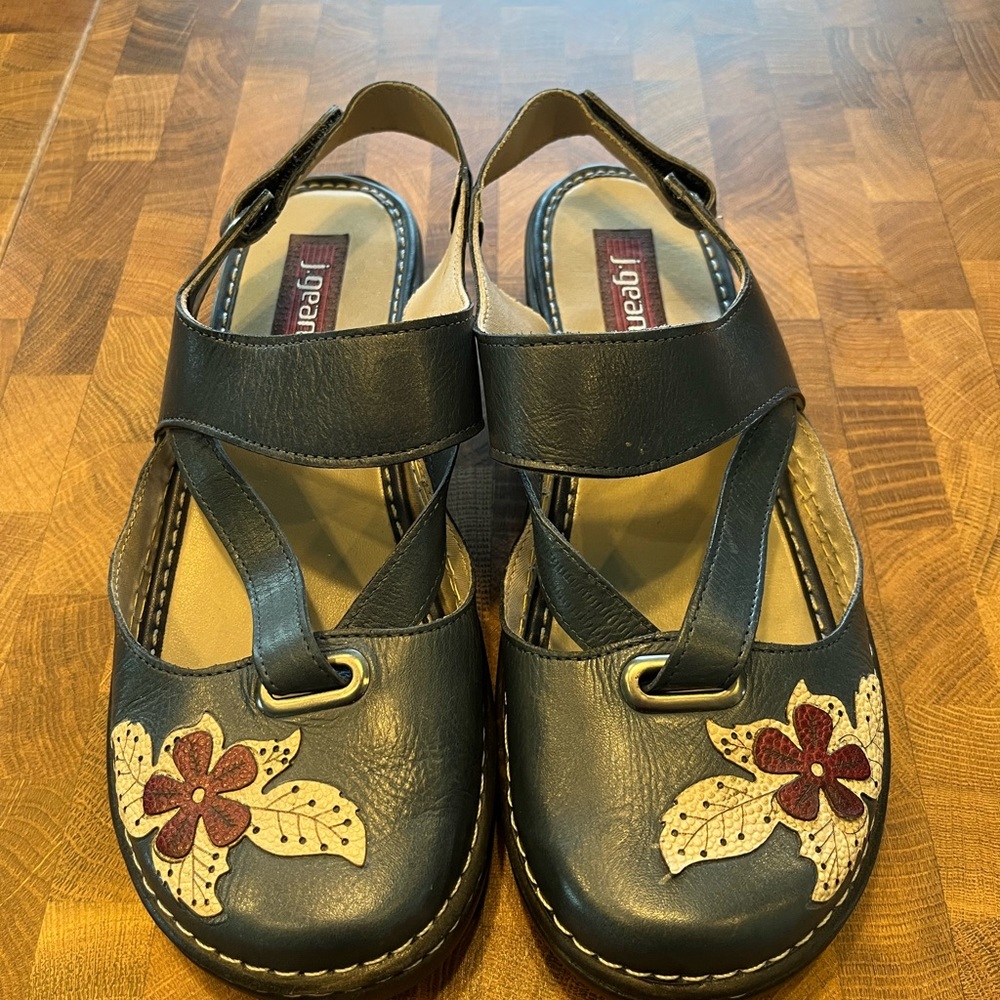 Black Leather Floral Slingback Sandals